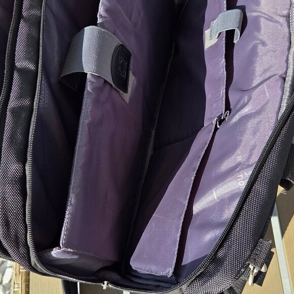 Kenneth Cole Laptop Bag - Picture 7 of 8